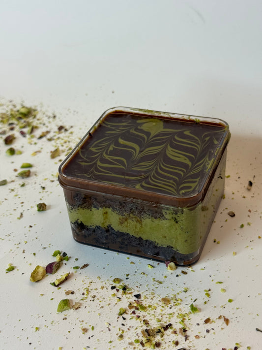 Dubai chocolate cake